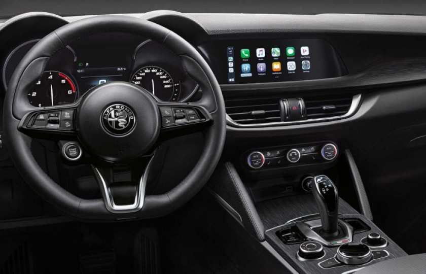 Stelvio Veloce Carbon